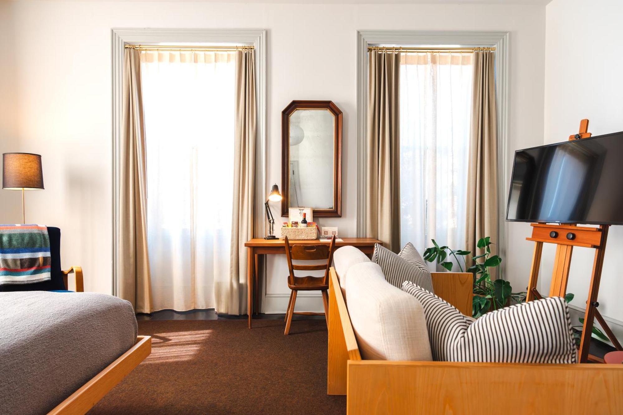 Hotel Kinsley 金斯顿 外观 照片